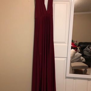 Lulu’s burgundy convertible dress